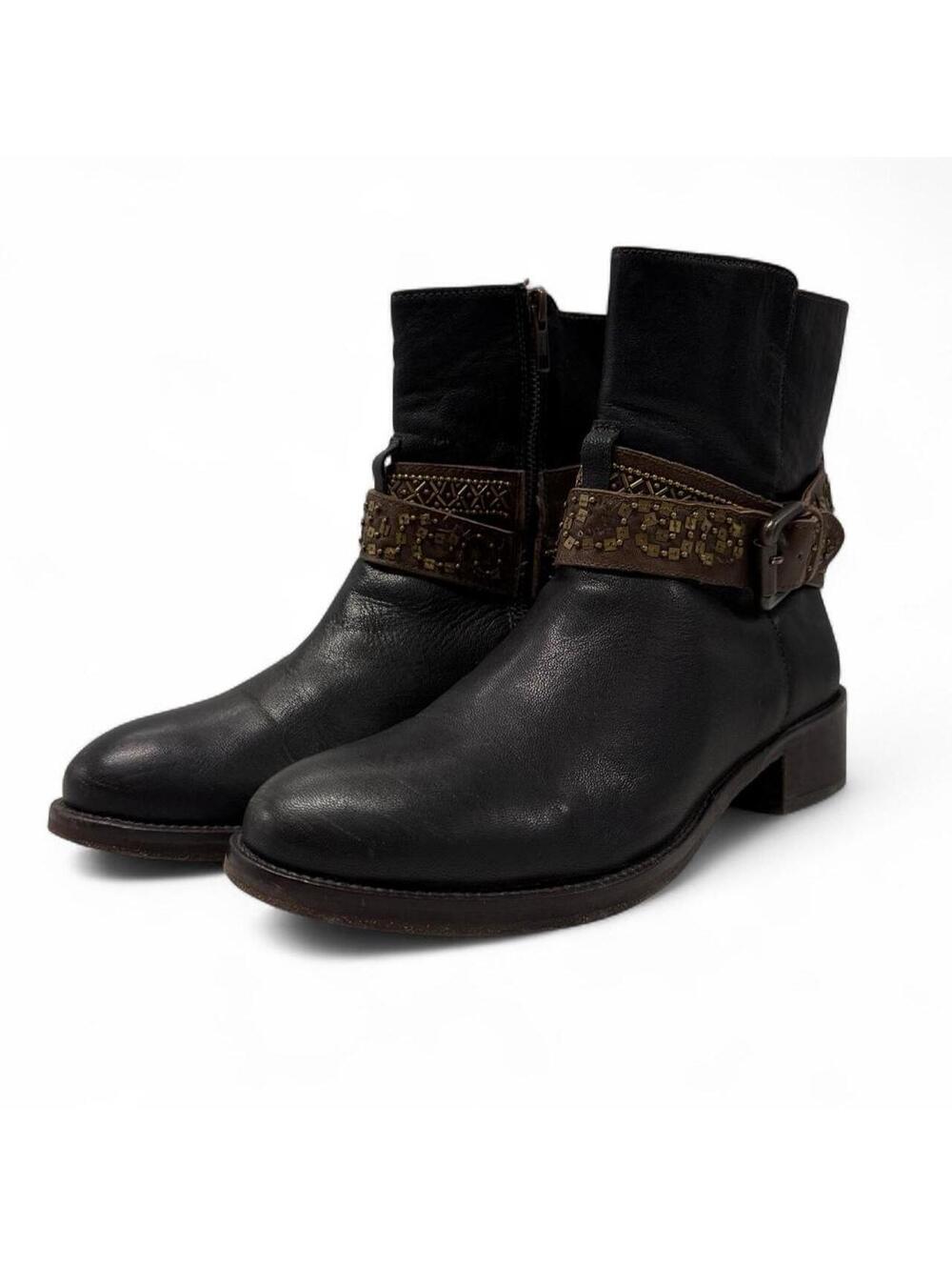 Jasper & Jeera Black and Brown Boot